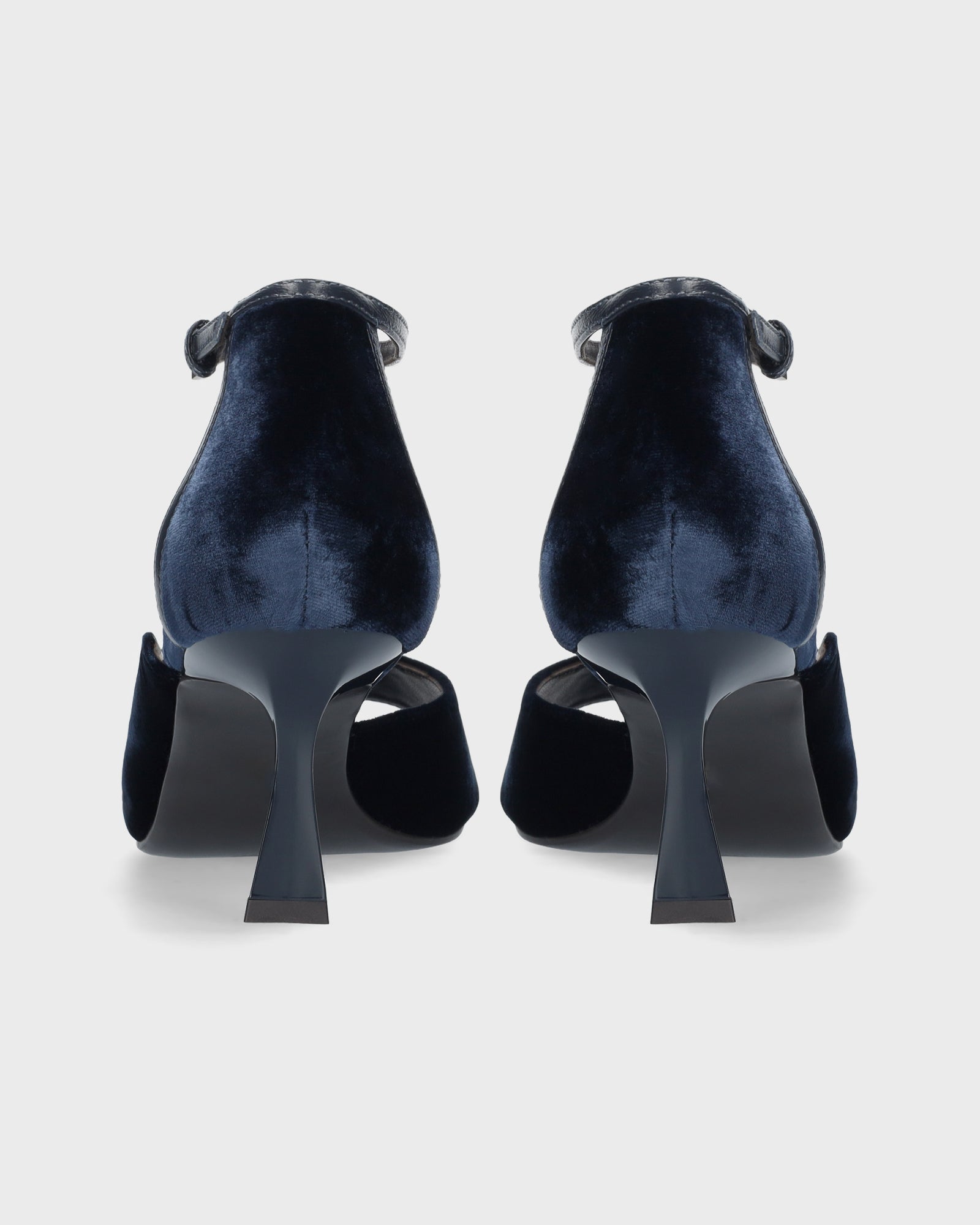 QELINA HEELED SANDALS 70