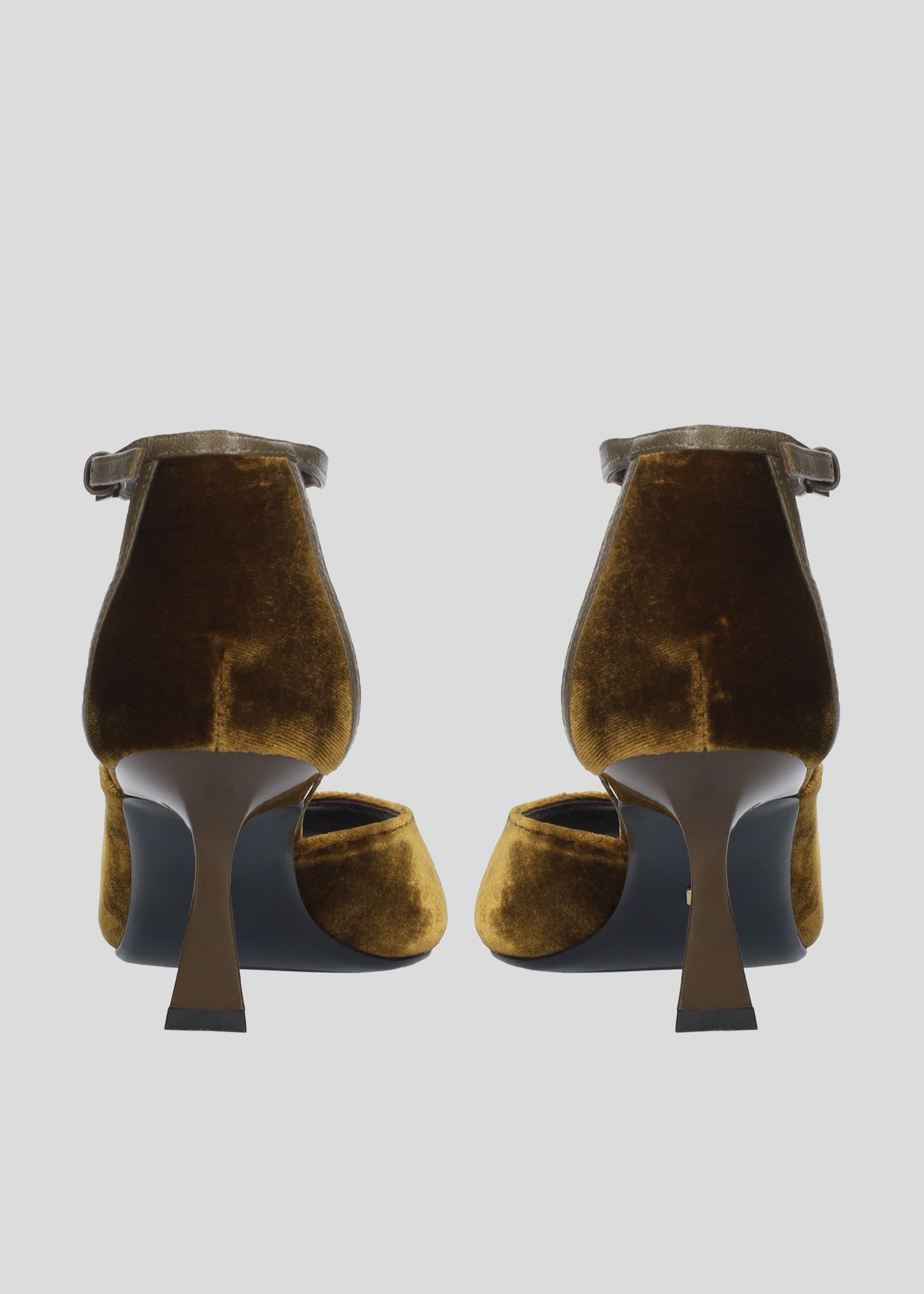 QELINA HEELED SANDALS 70