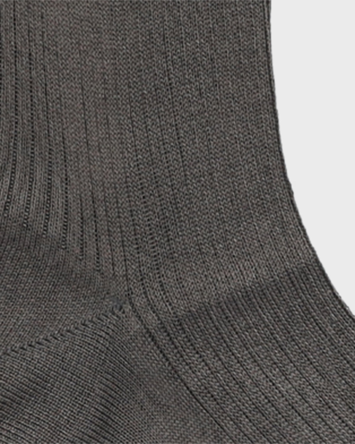 SILK RIBBED SOCKS