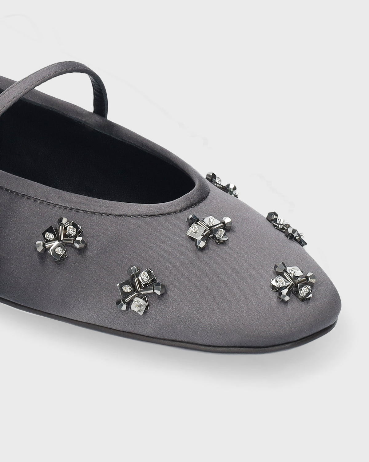 NIVEA BALLERINAS