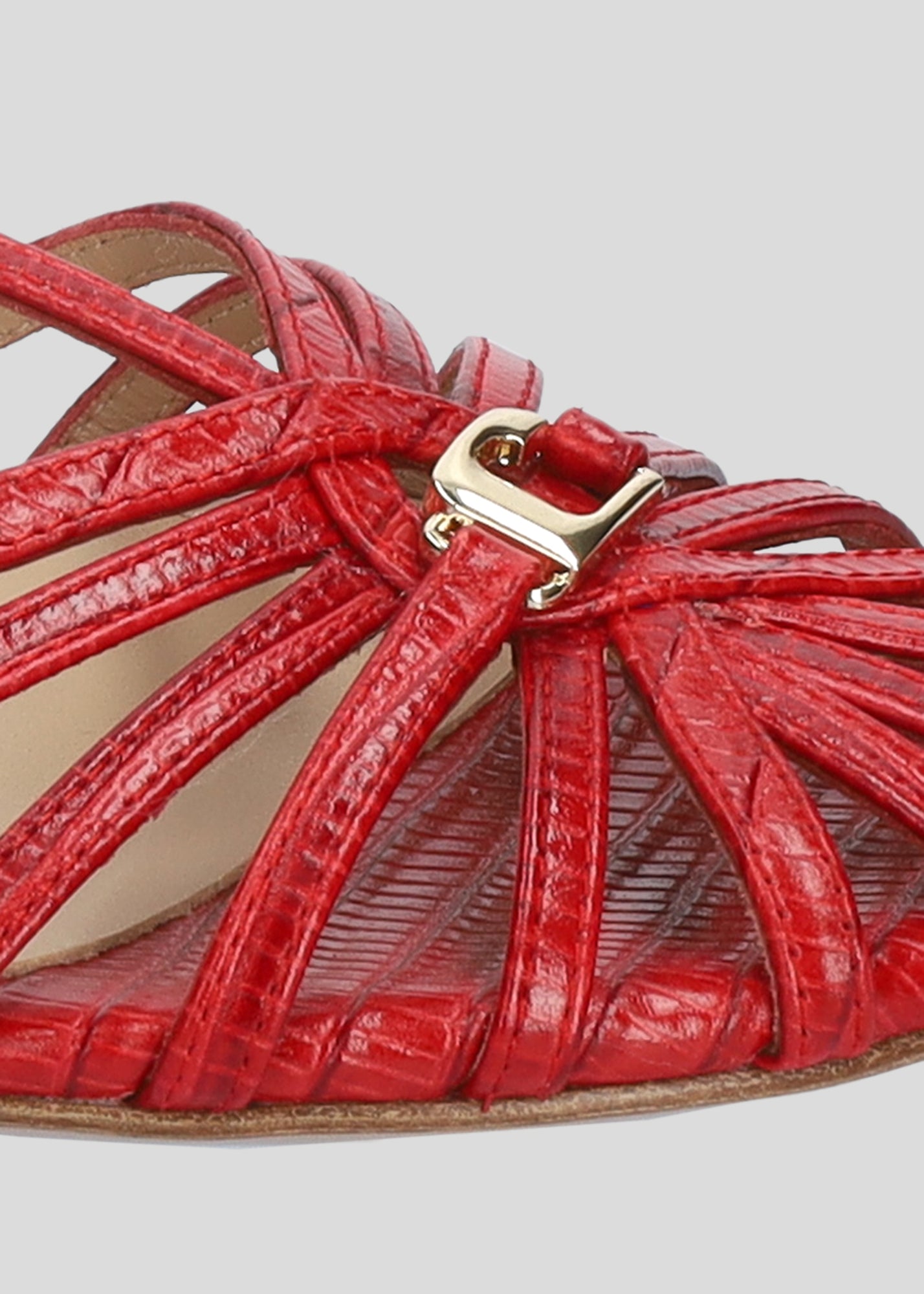 TANGO FLATS