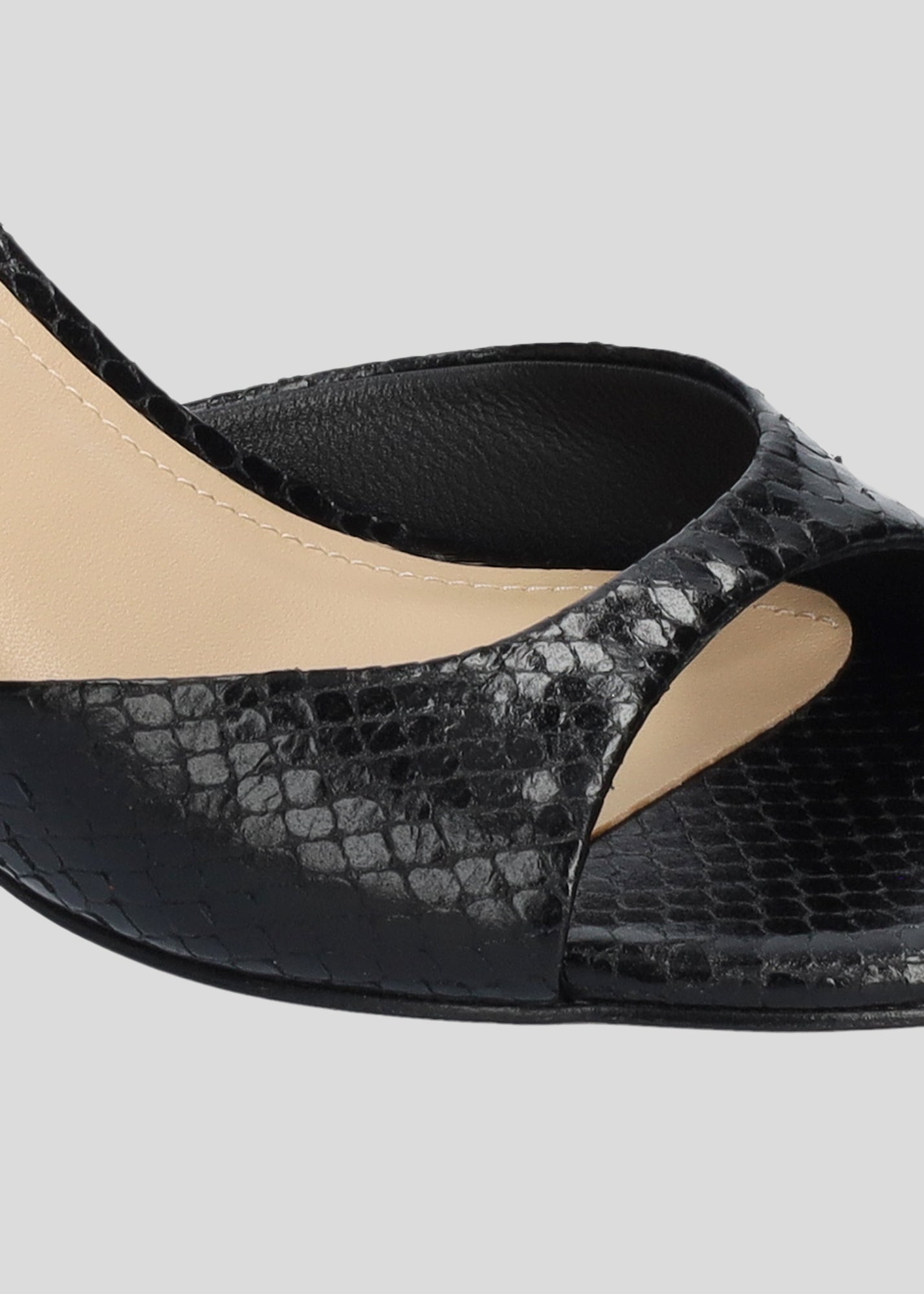 KUMALA SANDAL 65