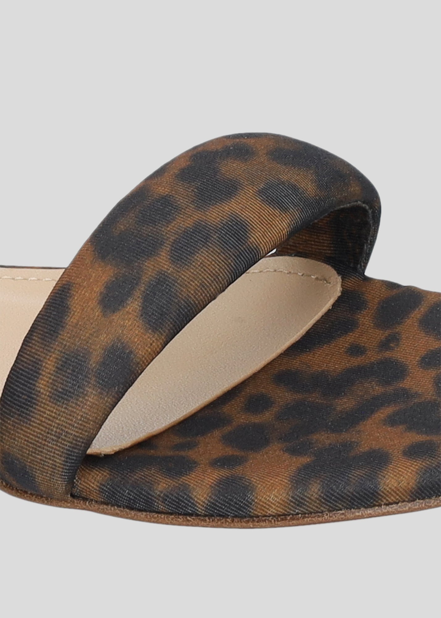 AMY FLATS