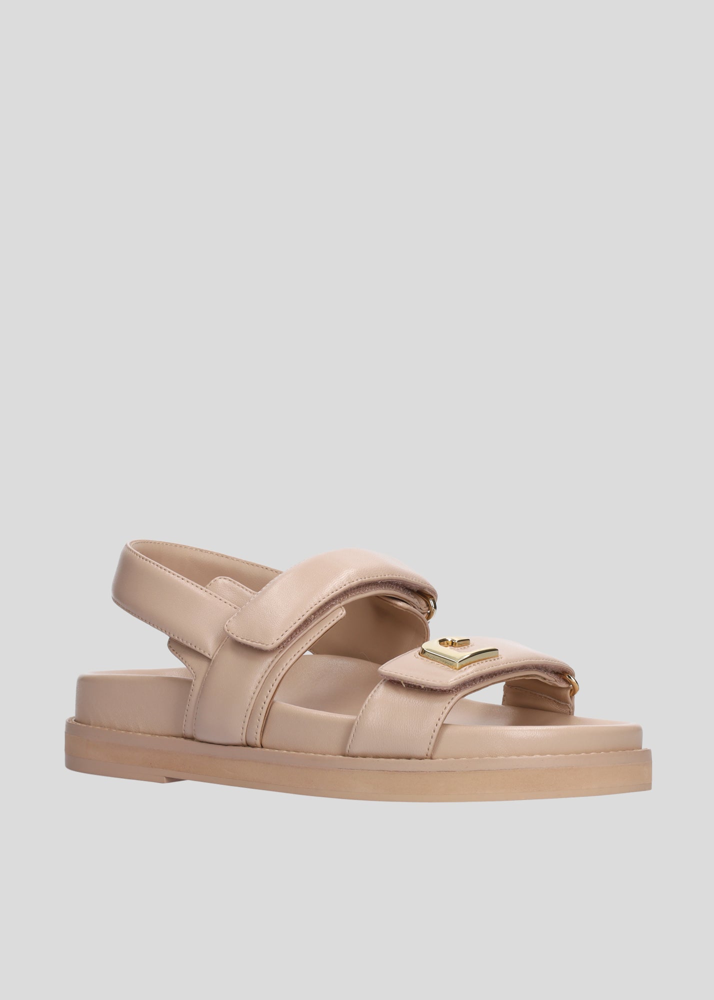 LOLA FLATS