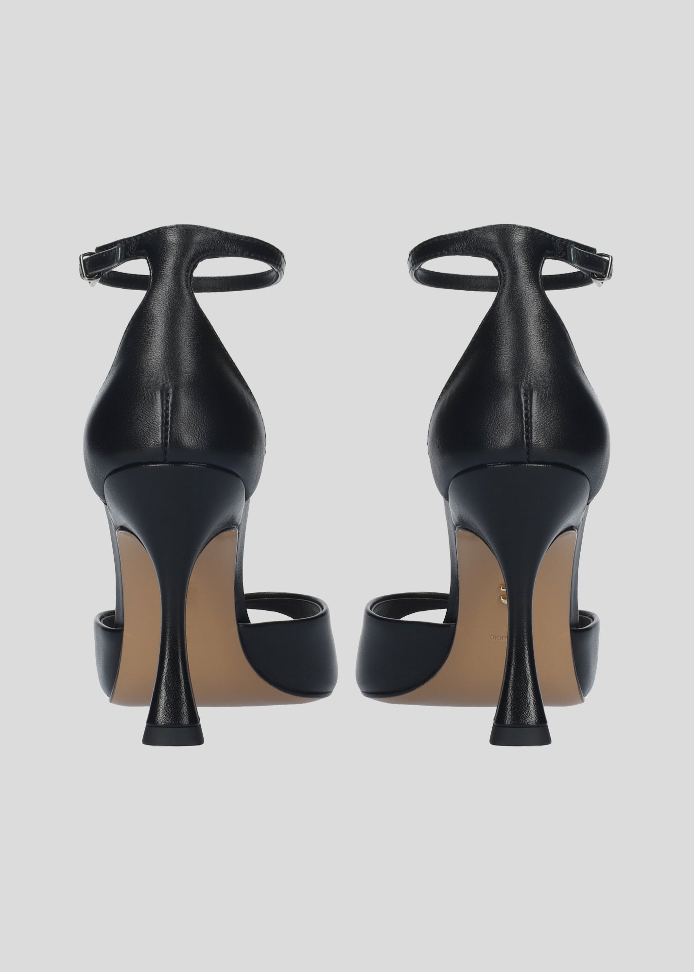KUMALA HEEL SANDAL