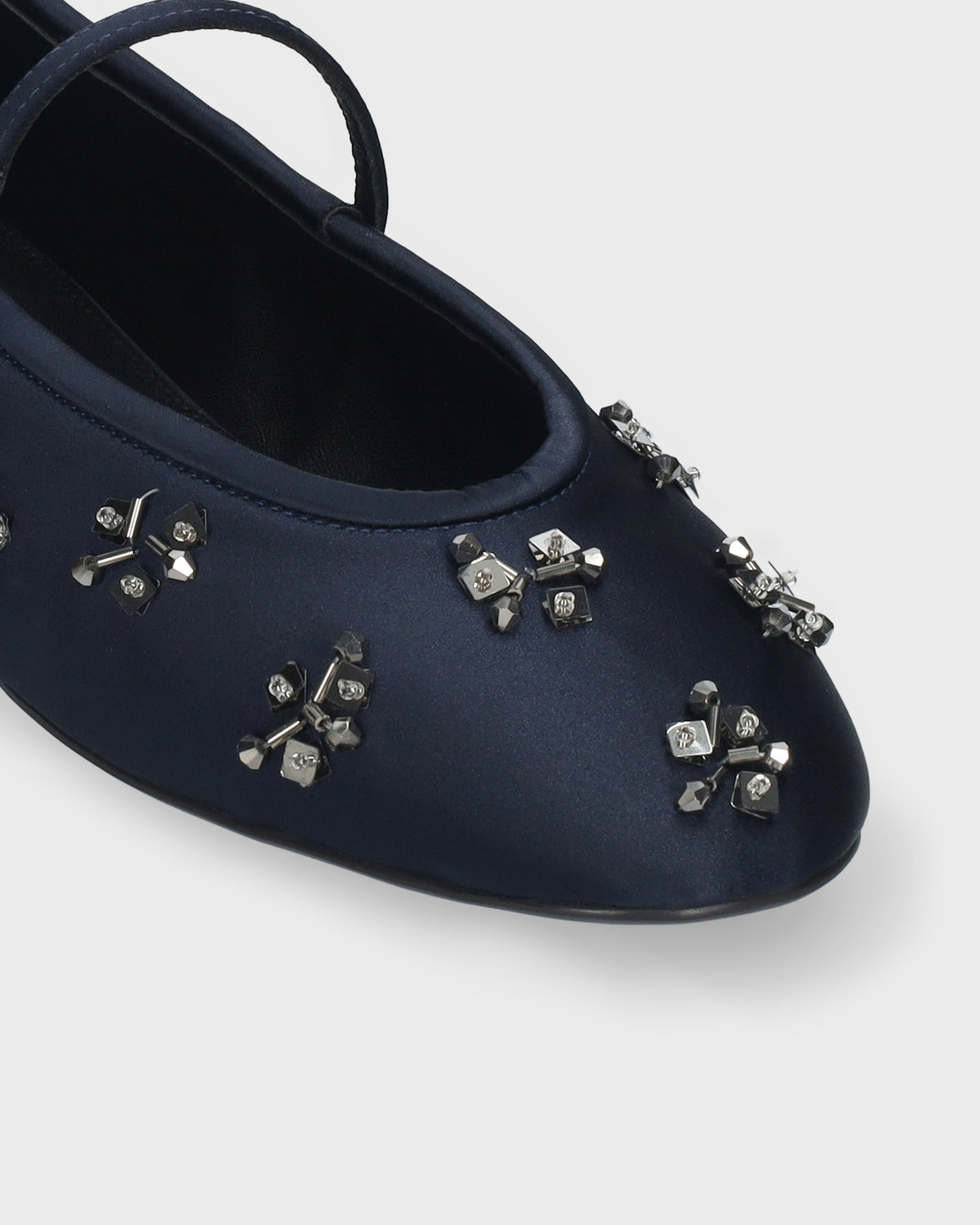 NIVEA BALLERINAS