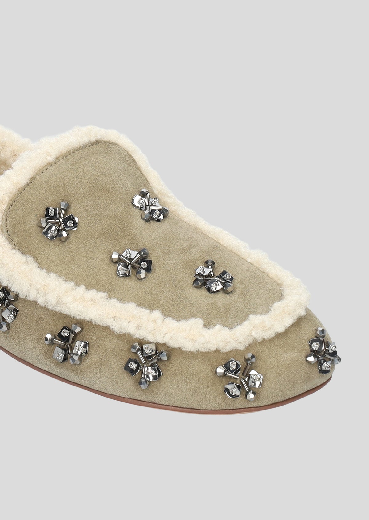 NIVEA LOAFERS