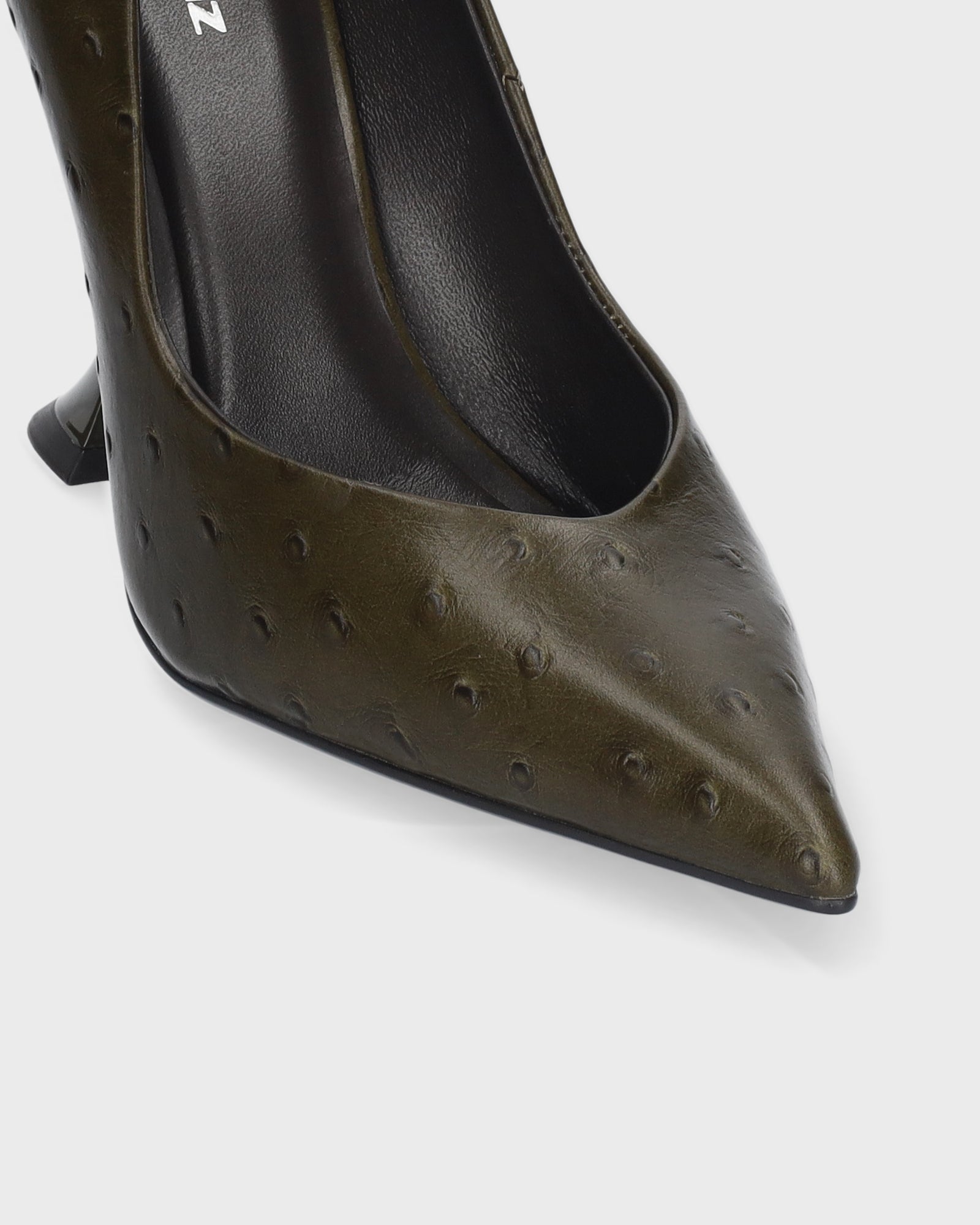 EUGENIA PUMPS 95
