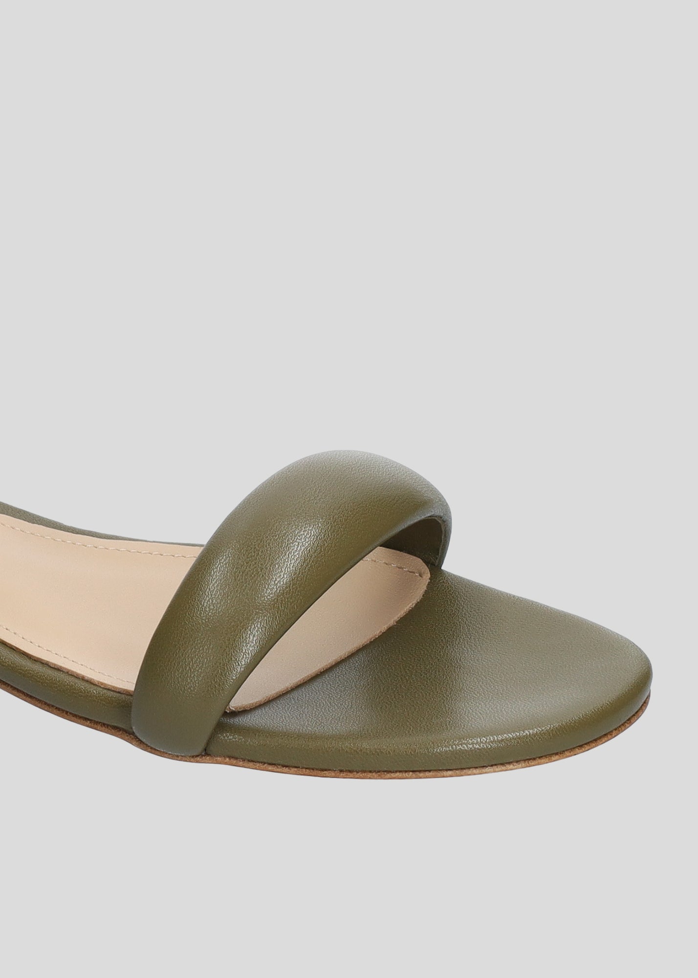 AMY FLATS