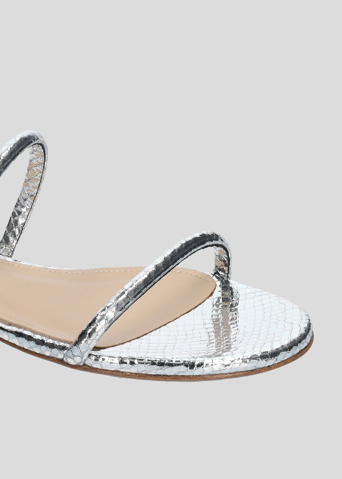GRETA FLAT