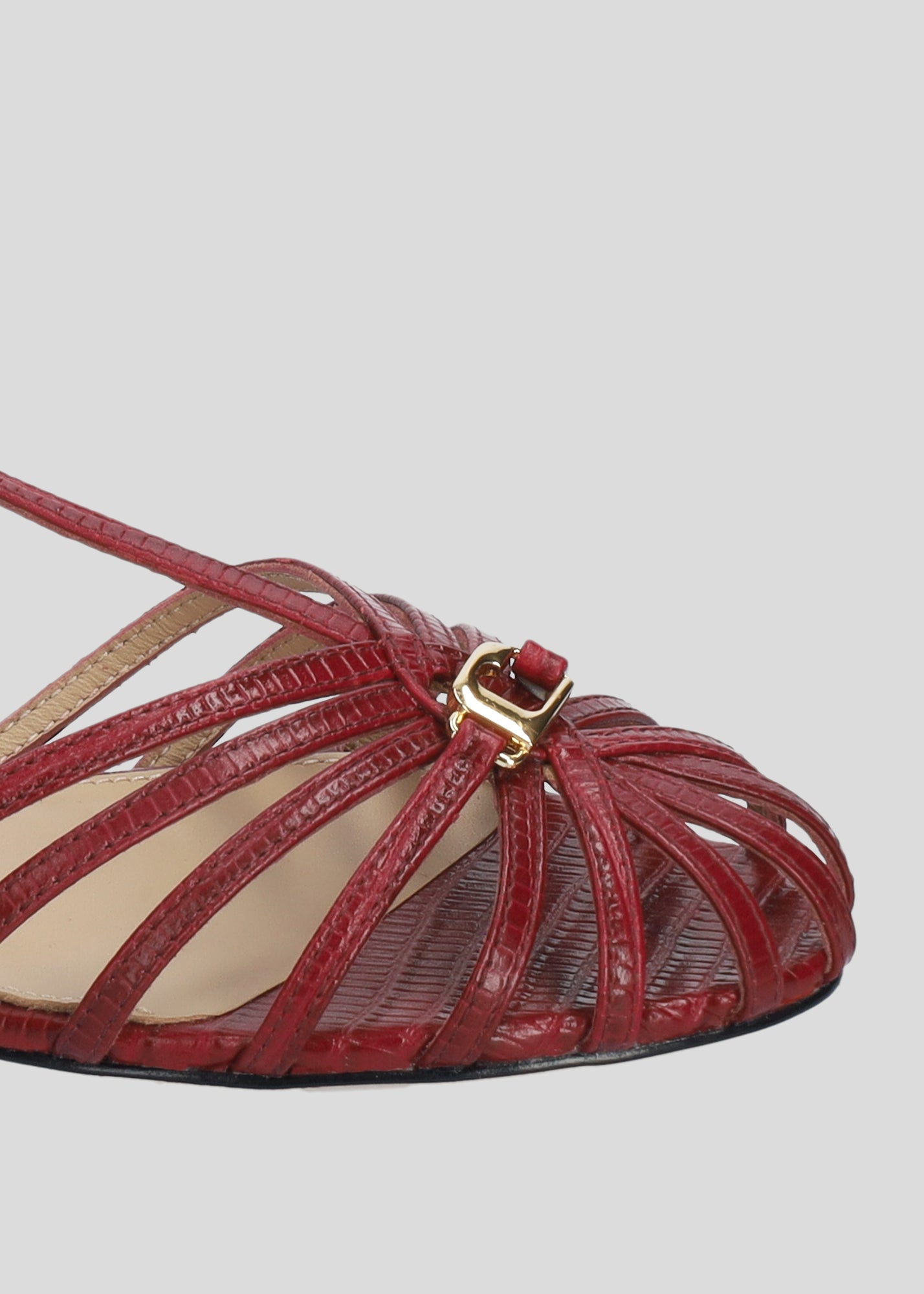 TANGO FLATS