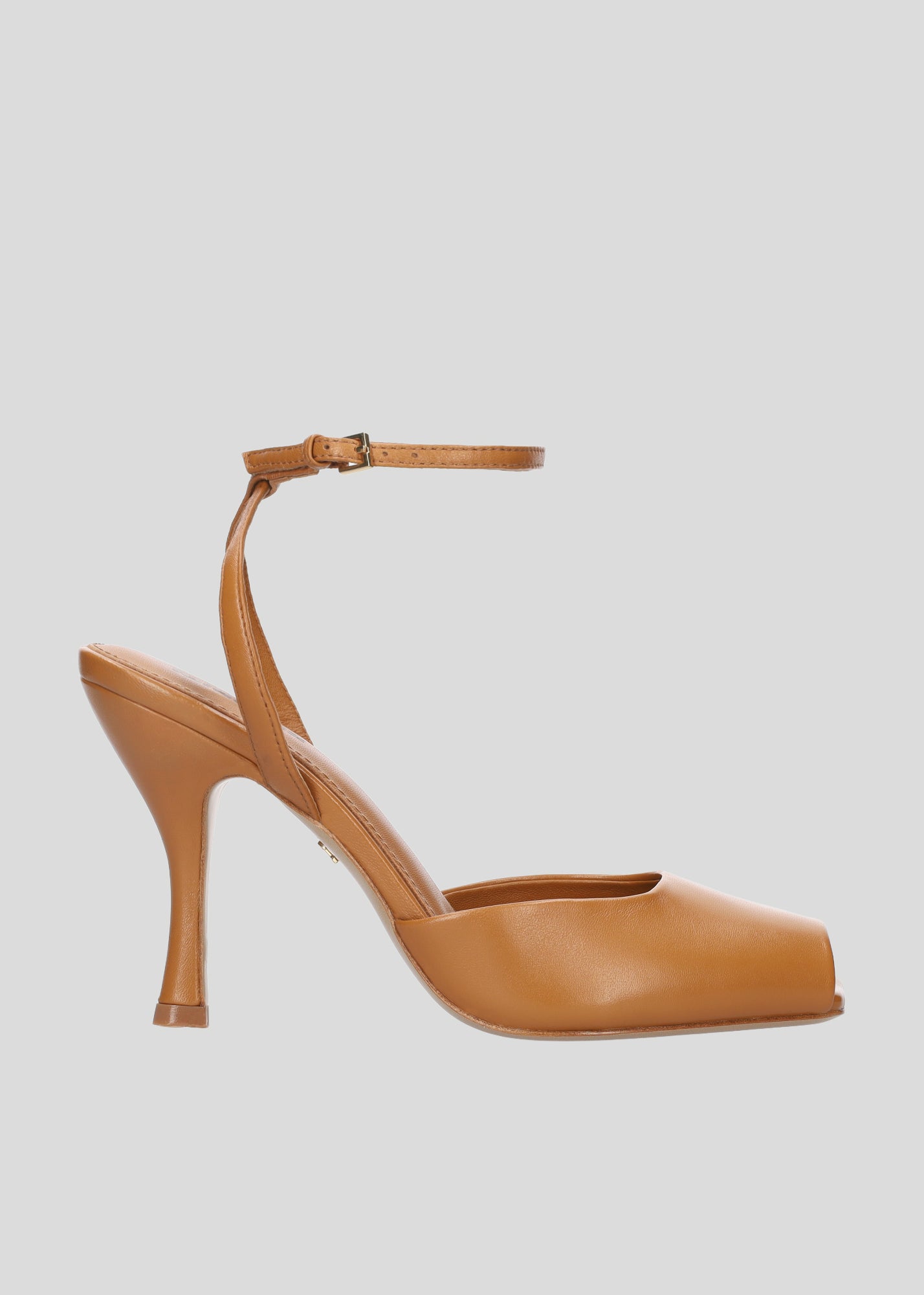COLETTE PUMP 100